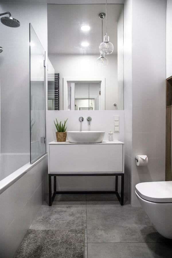 ורוצלב Mycherry - Old Town Apartment - Ksiecia Witolda 27 מראה חיצוני תמונה